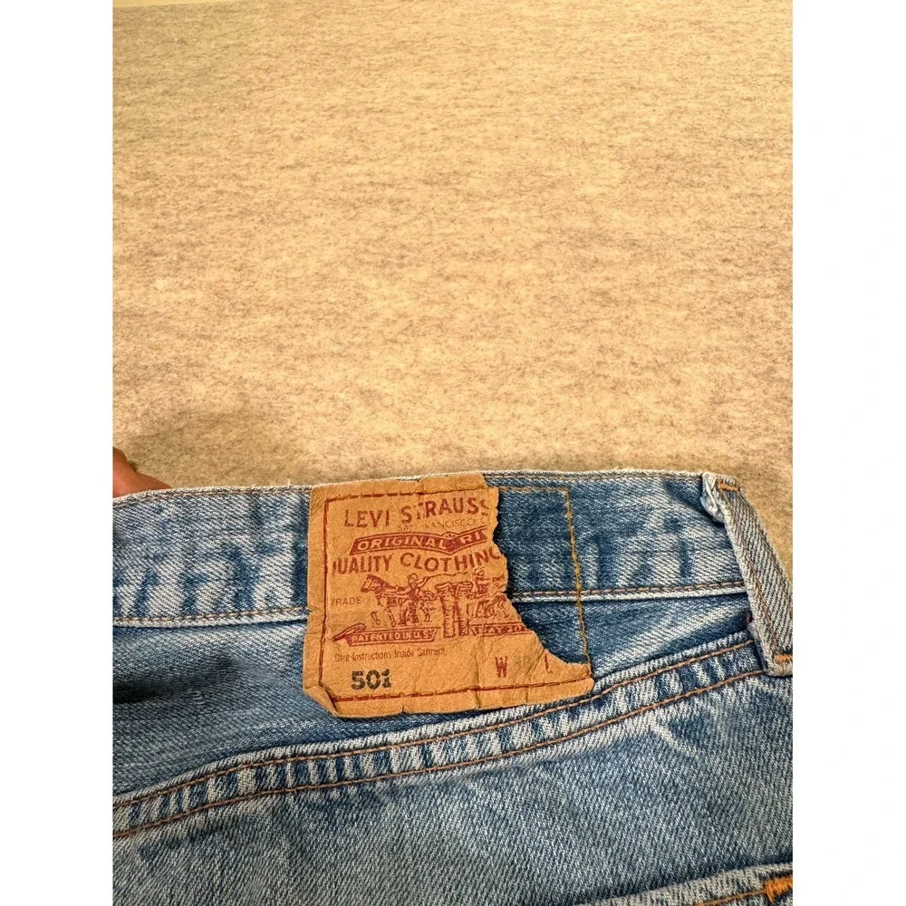 Levis 501 Original Fit Jeans Mens 38x34 Light Blue Whiskering Denim Straight Leg